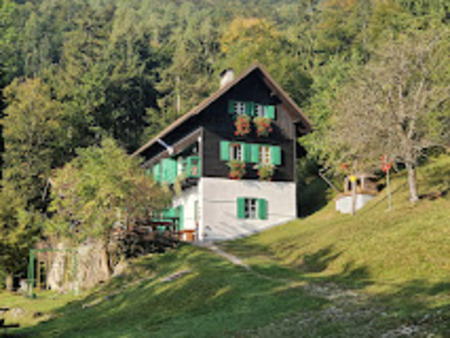 Koča na Čemšeniku